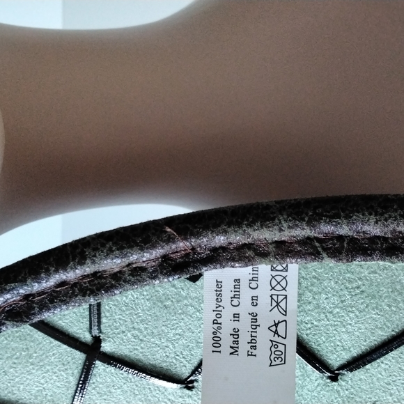 NWT Faux leather cowboy hat, dark brown - Picture 9 of 9